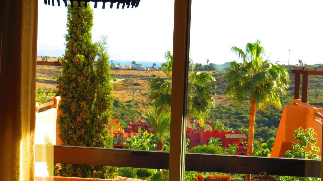 Casares Vacations Apartment Bagian luar foto